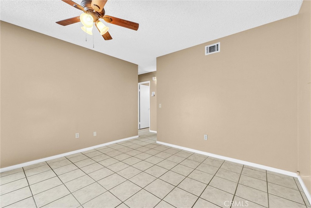 5235 Lakewood Drive Property Photo 8