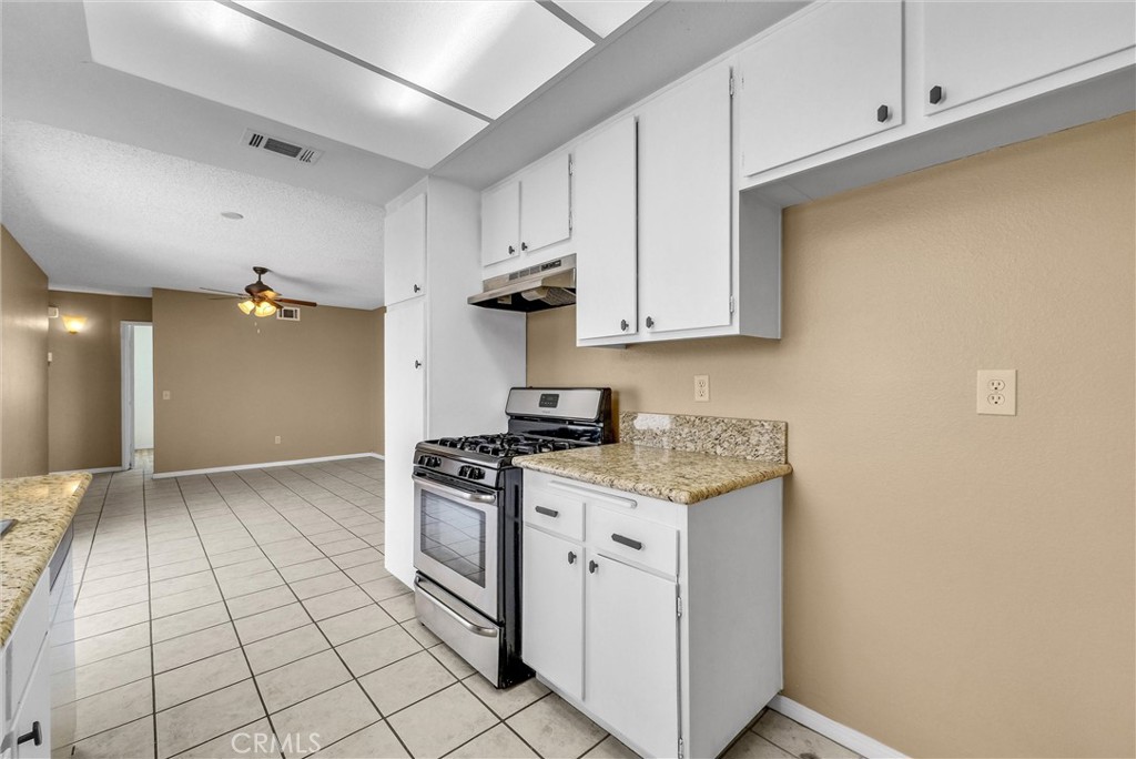 5235 Lakewood Drive Property Photo 12
