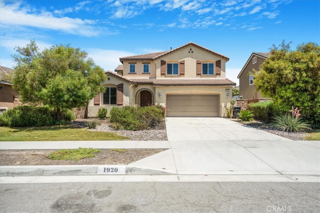 1920 Clementine Street Property Photo 1