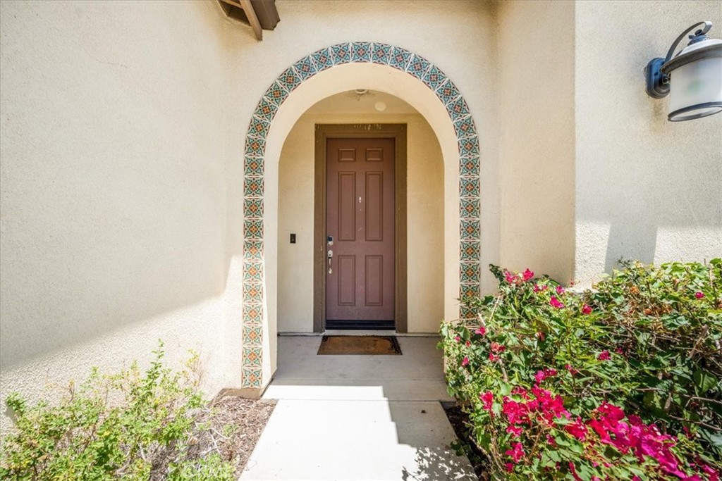 1920 Clementine Street Property Photo 4