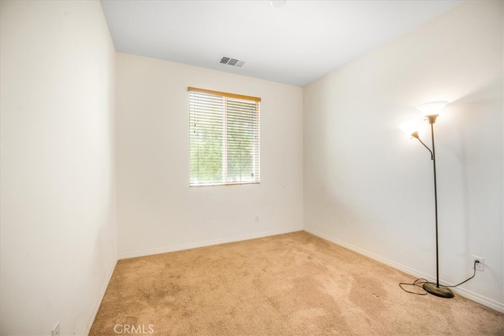 1920 Clementine Street Property Photo 6