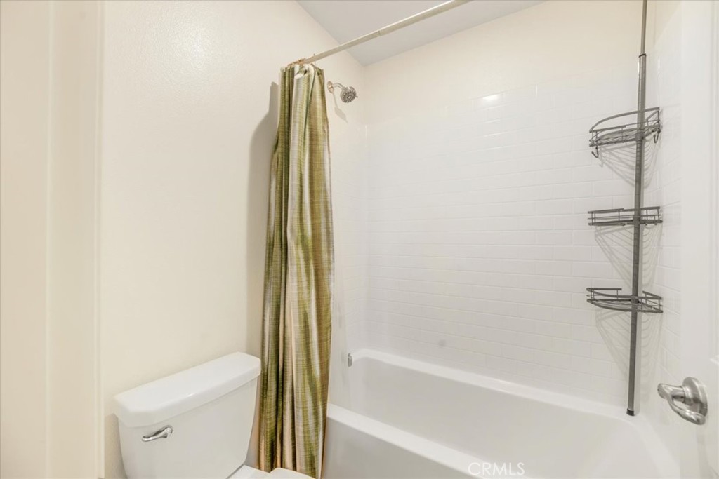 1920 Clementine Street Property Photo 24