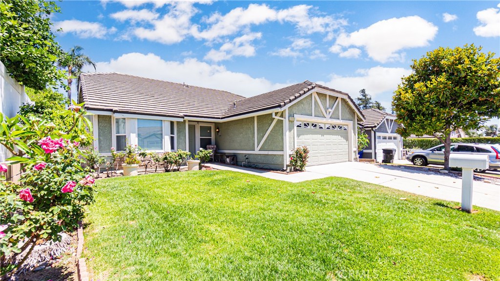 7339 Greenbriar Place Property Photo 1