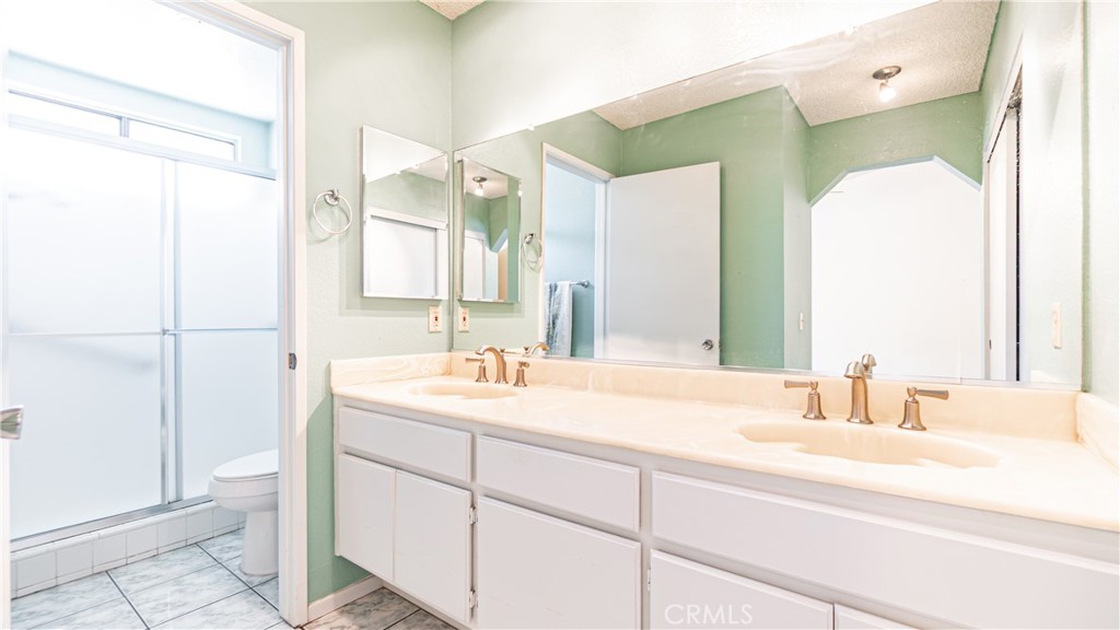 7339 Greenbriar Place Property Photo 11