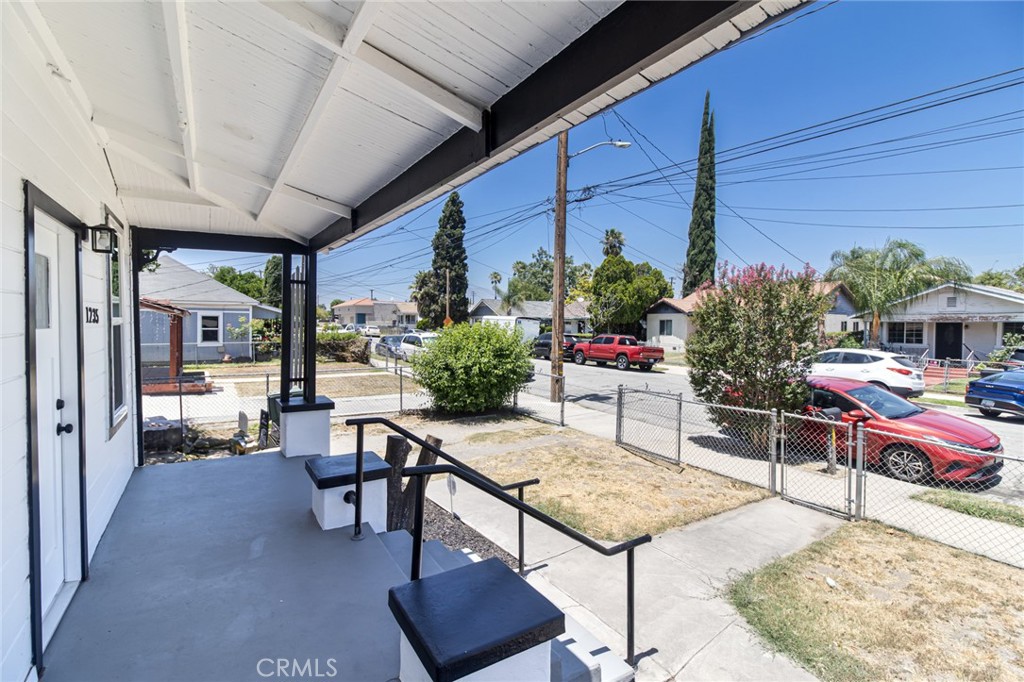 1235 Spruce Street Property Photo 29