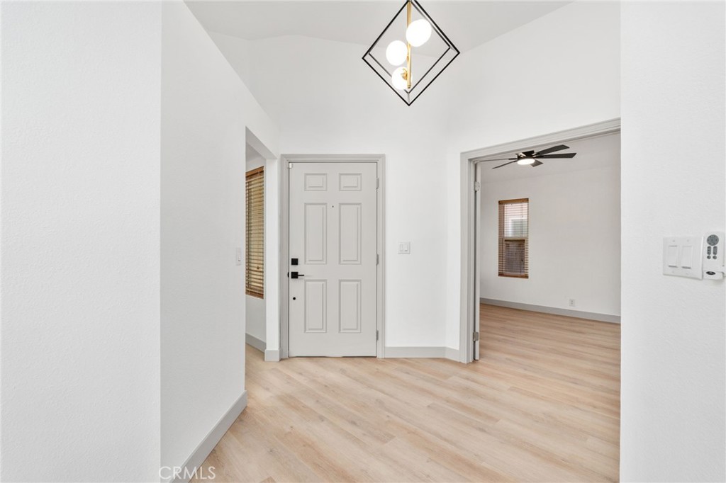 16995 Walnut Court Property Photo 4
