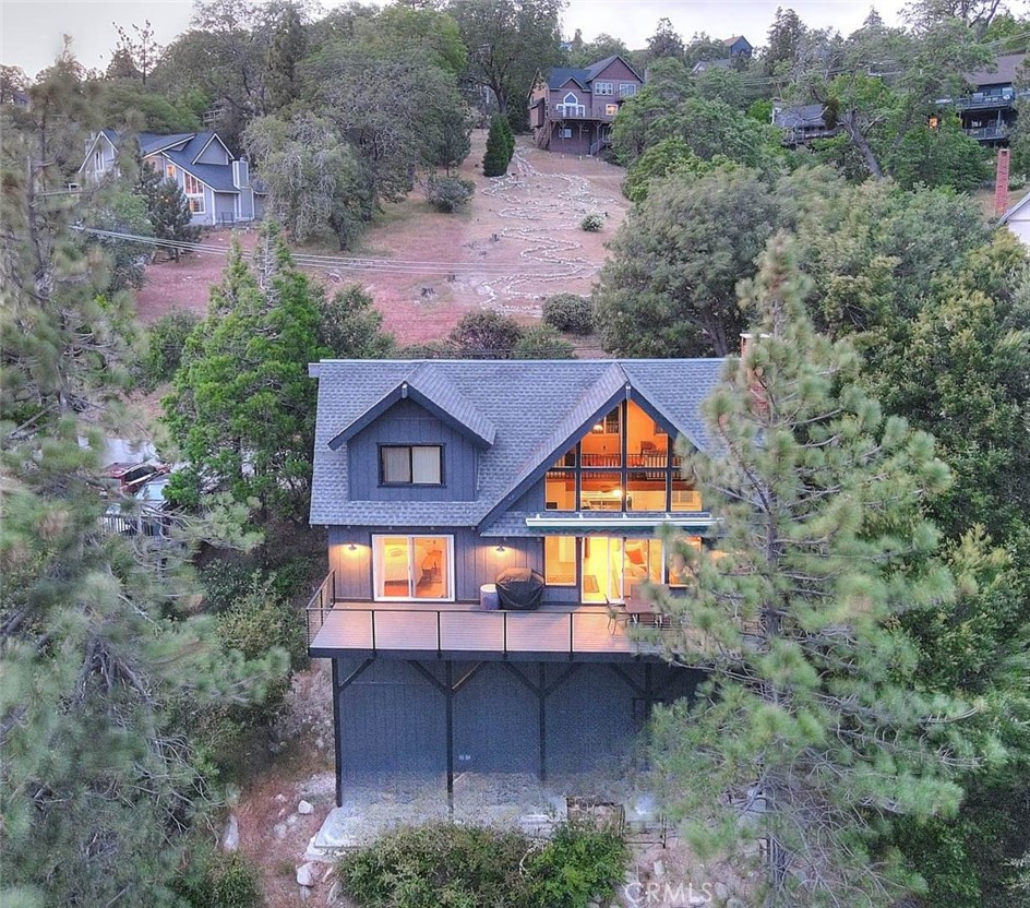 27723 Alpen Drive Property Photo 1
