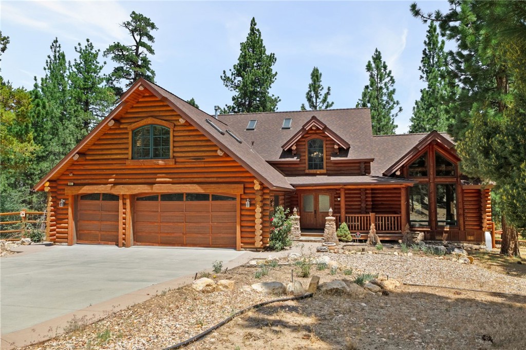 1947 Shady Lane Property Photo 2
