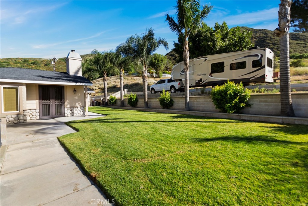18310 Canon Street Property Photo 27