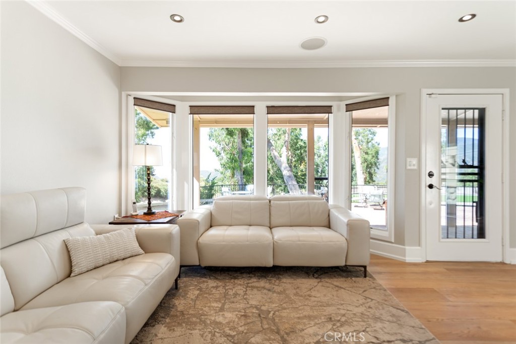 18310 Canon Street Property Photo 43