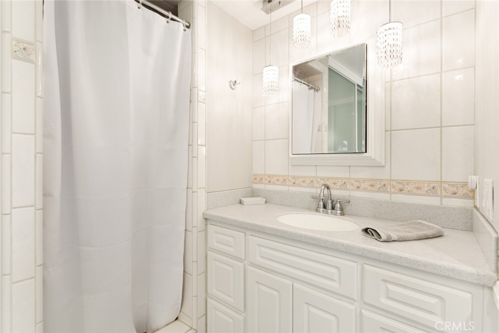 18310 Canon Street Property Photo 48