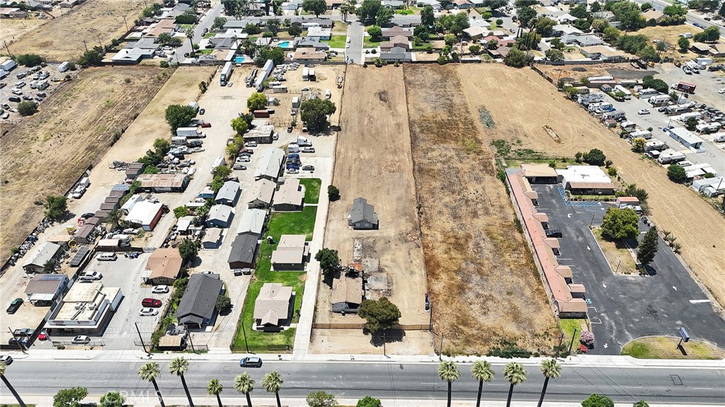 6014 Mission Boulevard Property Photo 7