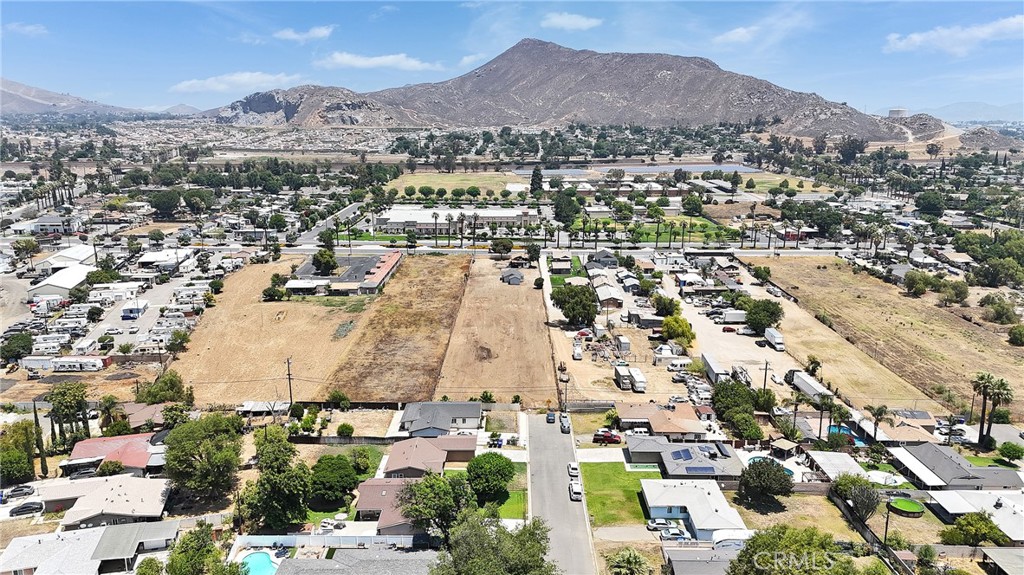 6014 Mission Boulevard Property Photo 20