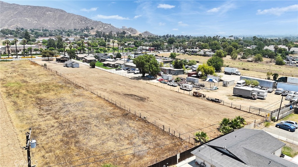 6014 Mission Boulevard Property Photo 32