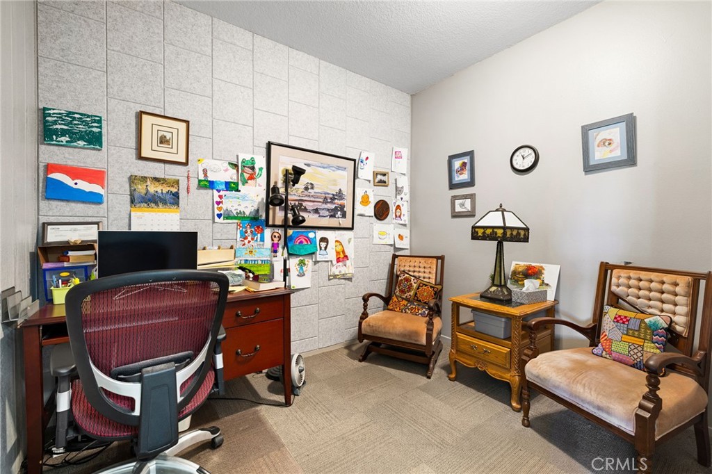 24353 Sunnymead Boulevard Property Photo 21