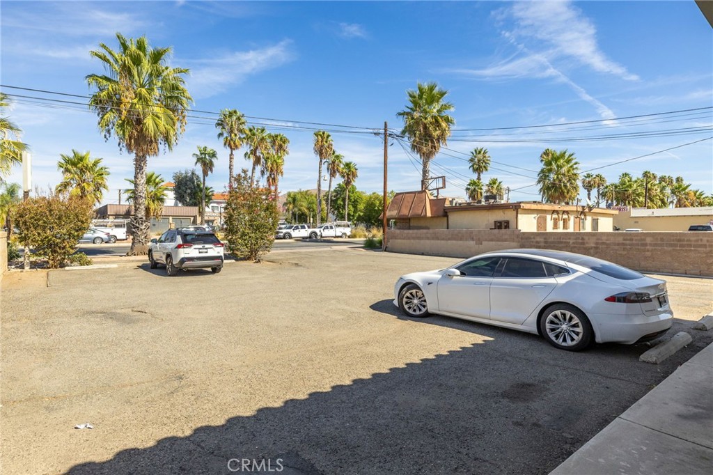 24353 Sunnymead Boulevard Property Photo 32