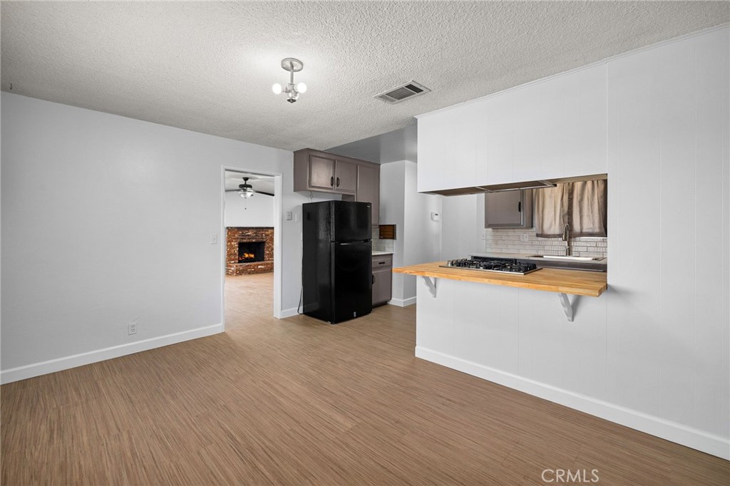 24353 Sunnymead Boulevard Property Photo 54