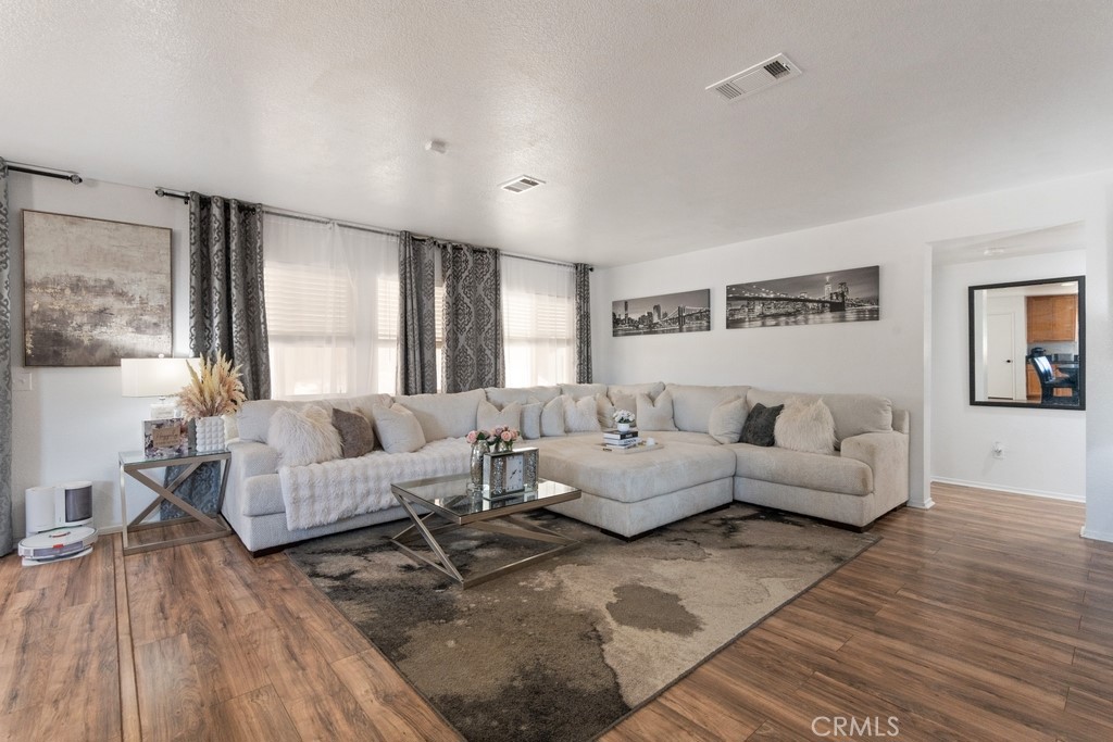 14075 Tourmaline Street Property Photo 3