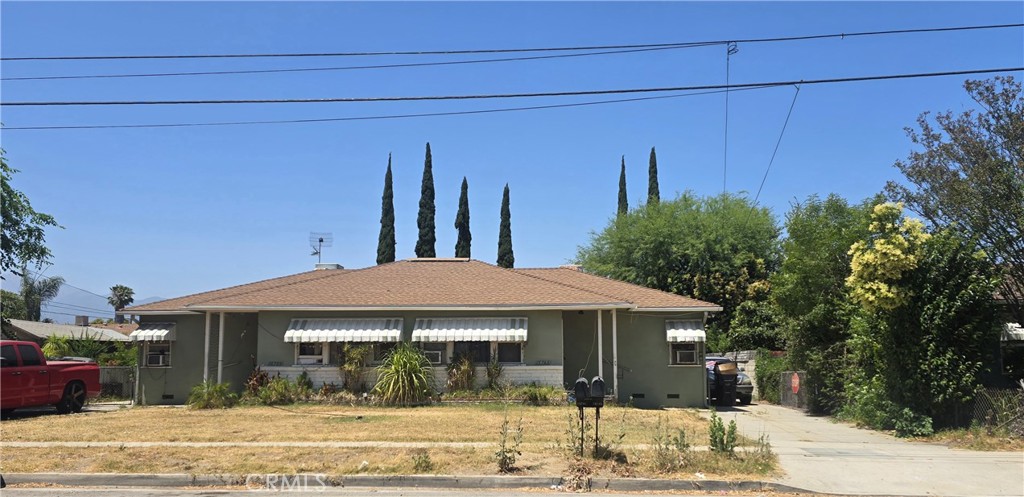16748 Athol Street Property Photo 1