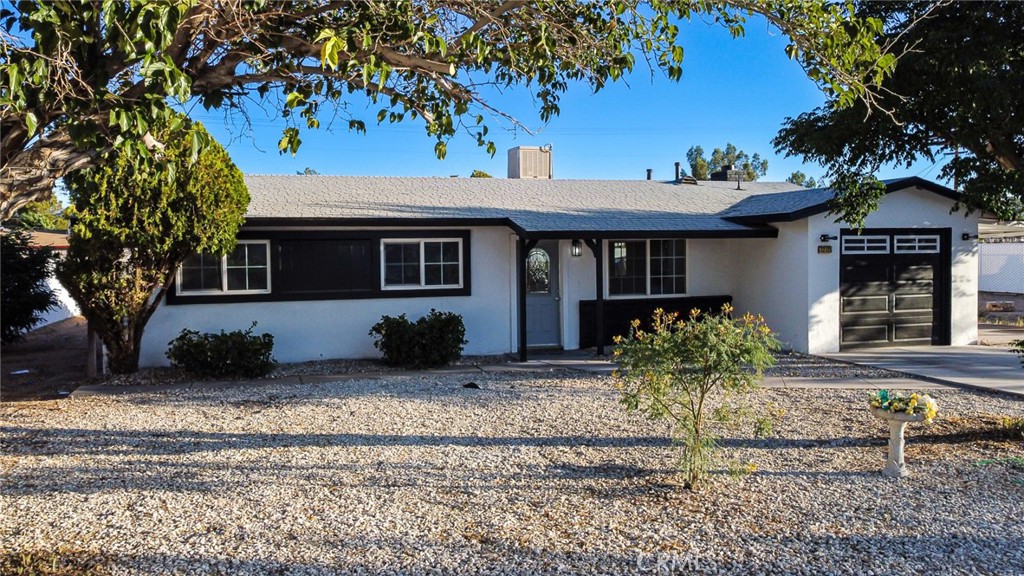 22725 Anoka Road Property Photo 1
