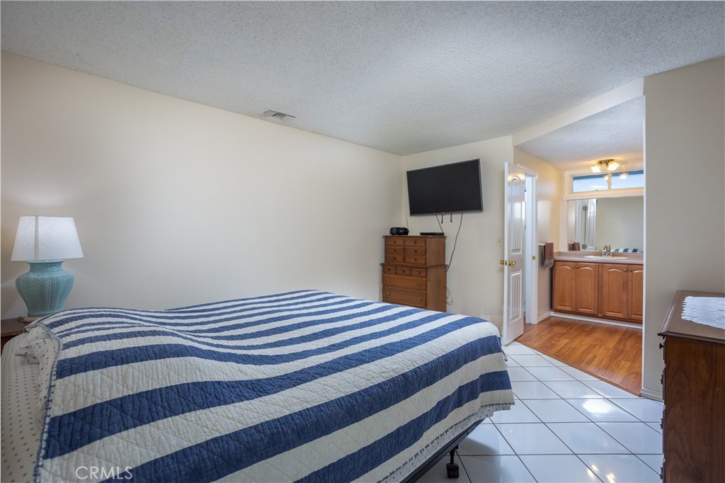 6068 Geremander Avenue Property Photo 15