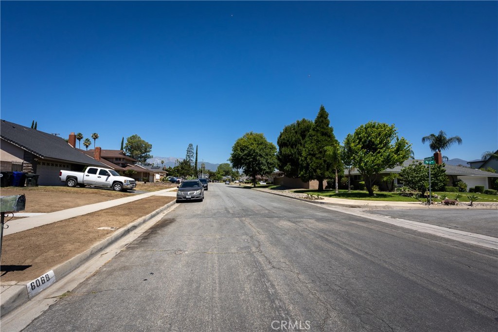 6068 Geremander Avenue Property Photo 31