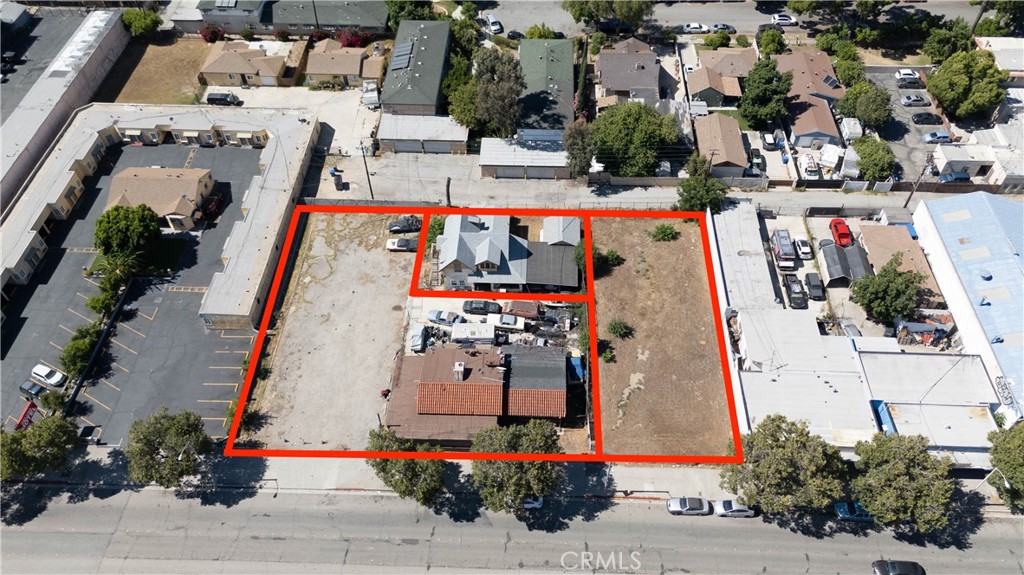 855 W Holt Avenue Property Photo 2
