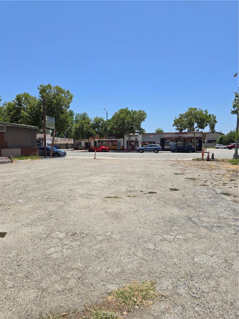 855 W Holt Avenue Property Photo 34