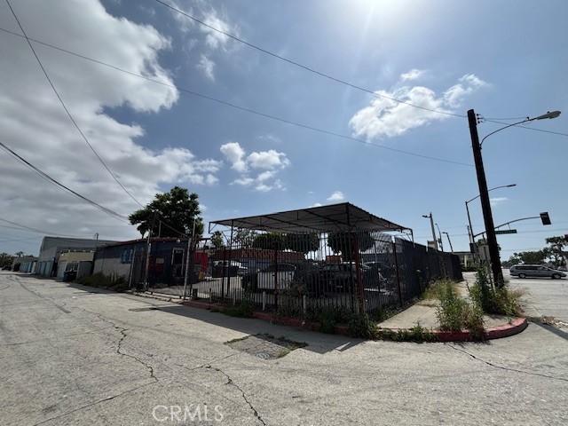 310 N Long Beach Boulevard Property Photo 2