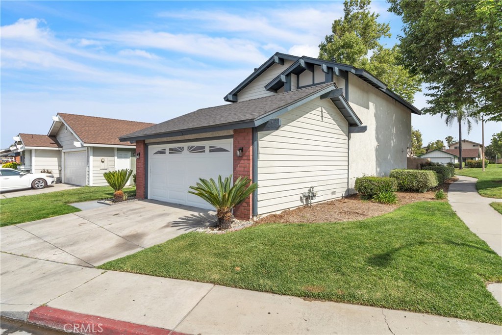 15696 Paine Street Property Photo 3