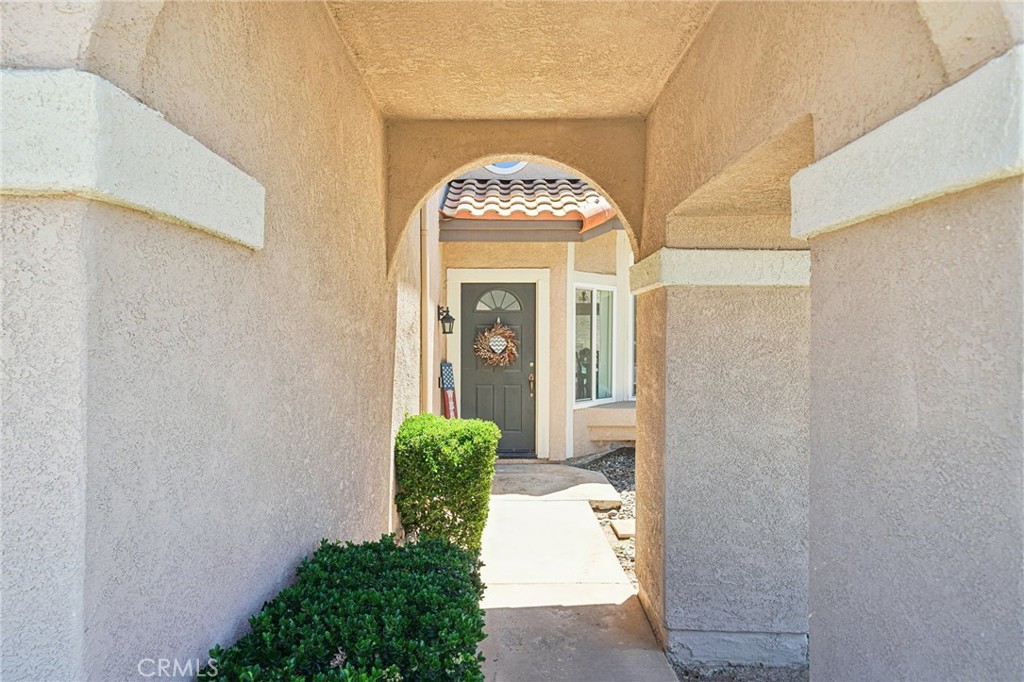 10979 Sandalwood Way Property Photo 5