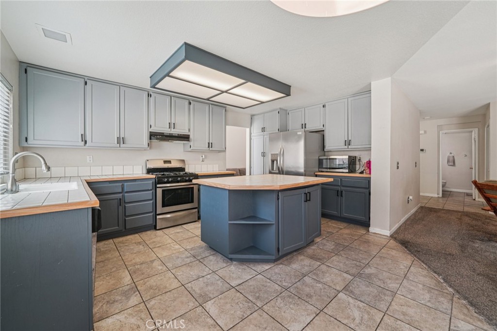 10979 Sandalwood Way Property Photo 14