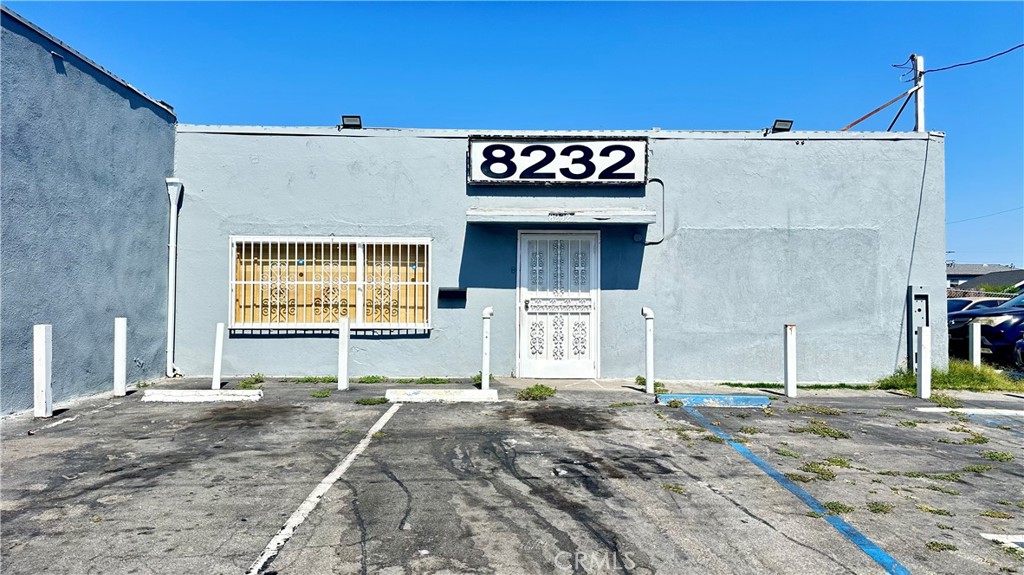 8232 Santa Fe Avenue Property Photo 1