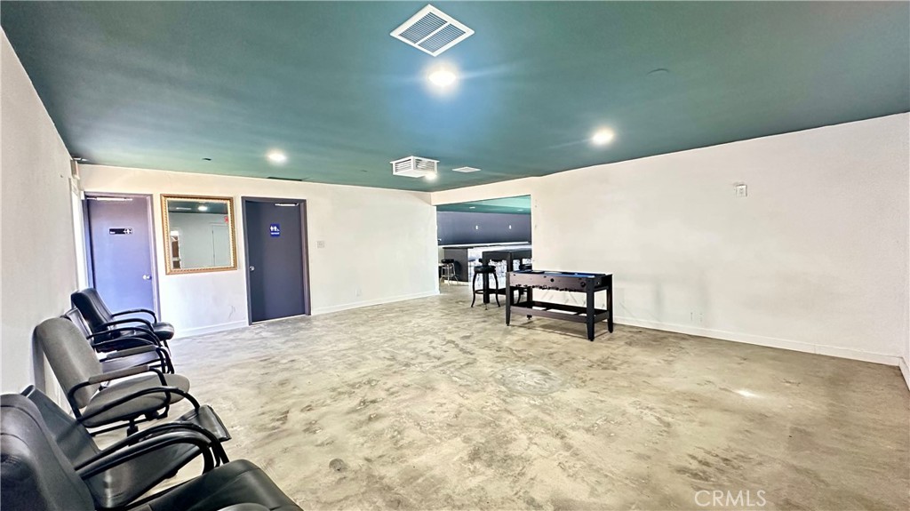 8232 Santa Fe Avenue Property Photo 17