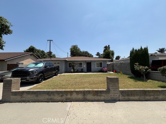 11744 Glenworth Street Property Photo 1