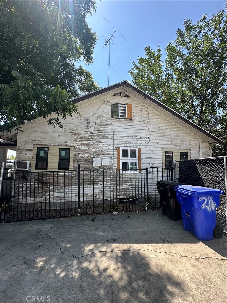 214 E Base Line Street Property Photo 5