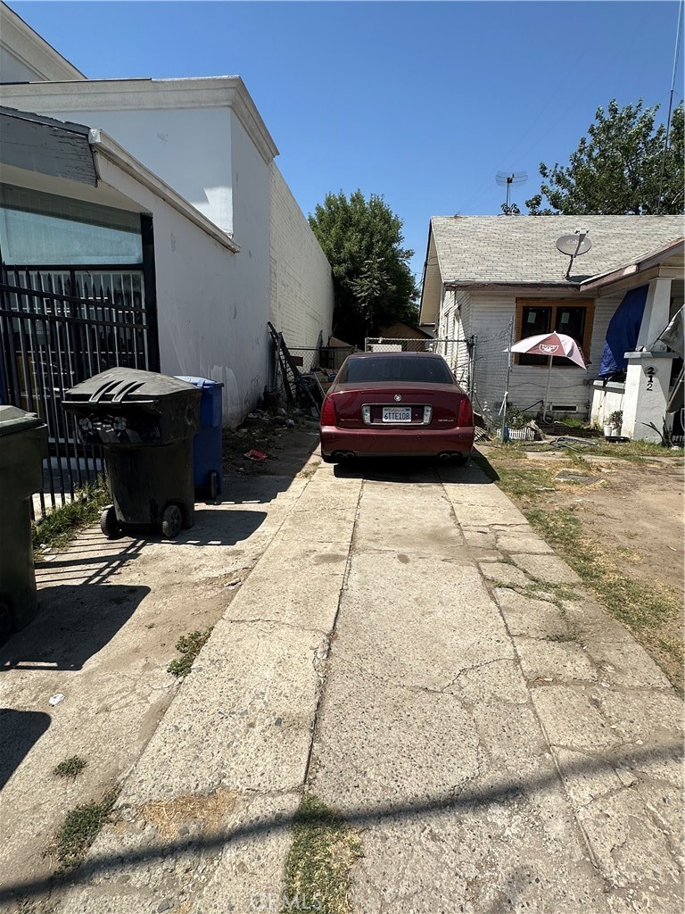 214 E Base Line Street Property Photo 6