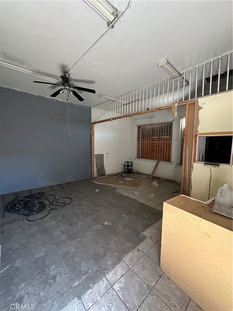 214 E Base Line Street Property Photo 10