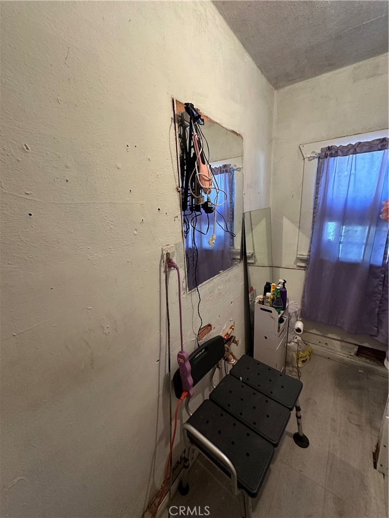 214 E Base Line Street Property Photo 20