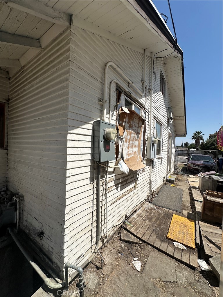 214 E Base Line Street Property Photo 31