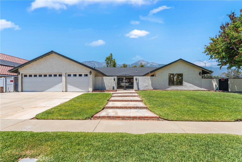 9292 Garden Street Property Photo 1