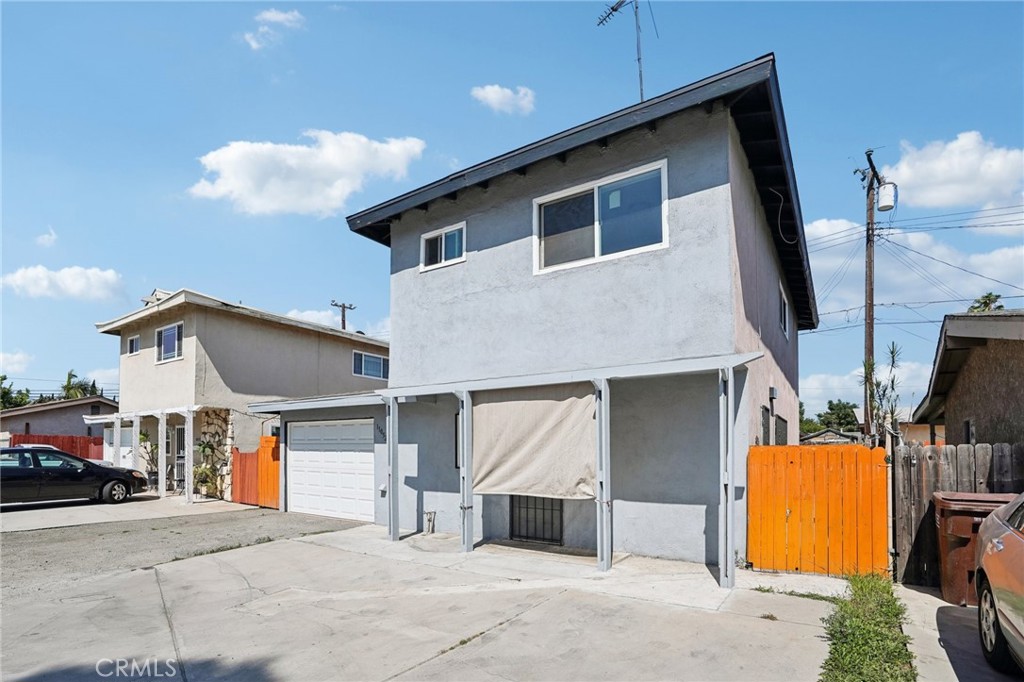 11052 1/2 Mcgirk Avenue Property Photo 1