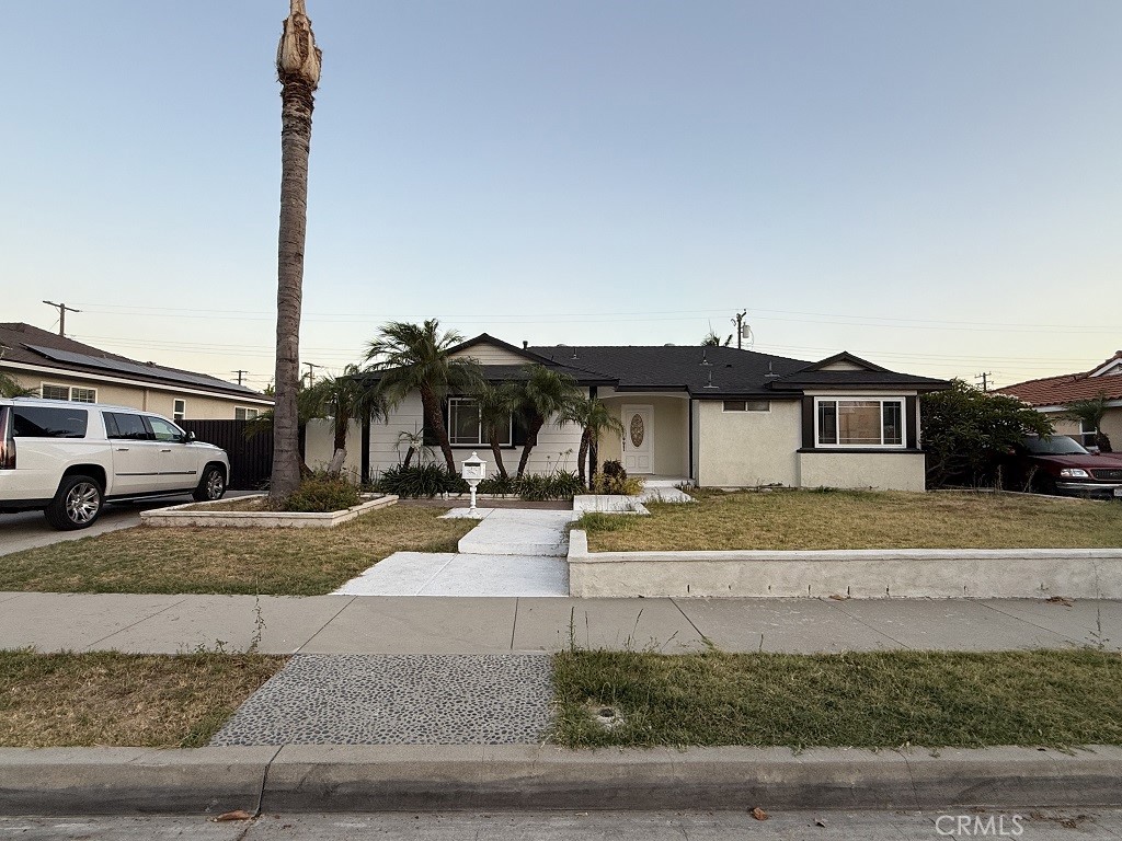 1016 W Teresa Street Property Photo 1