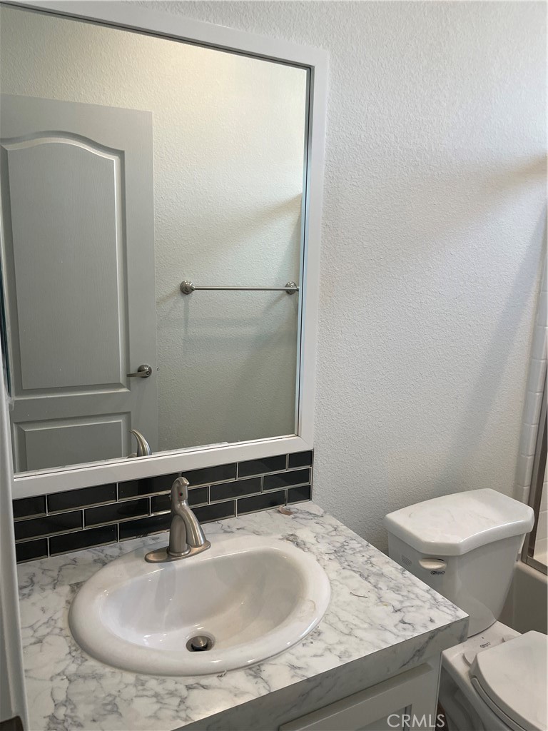 4095 Fruit Street 607 Property Photo 13