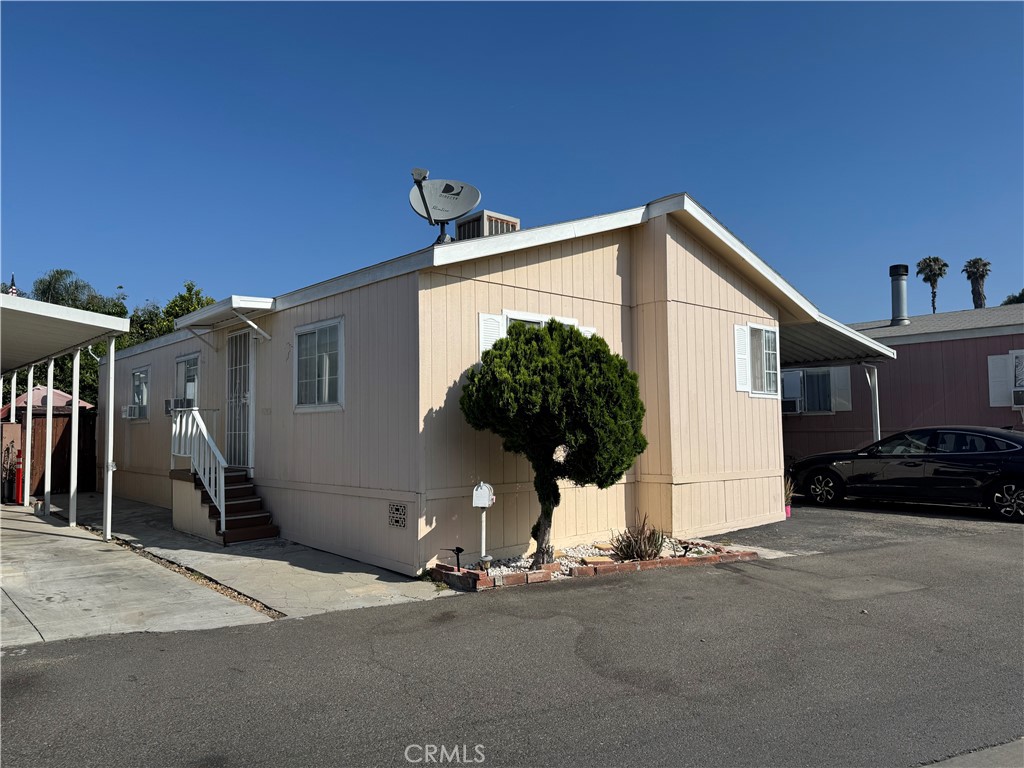 12700 Elliott Ave 35 Property Photo 1