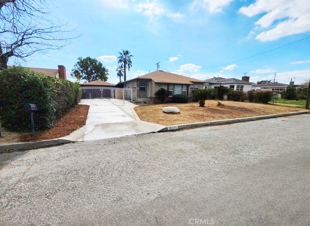 25573 18th Street Property Photo 1