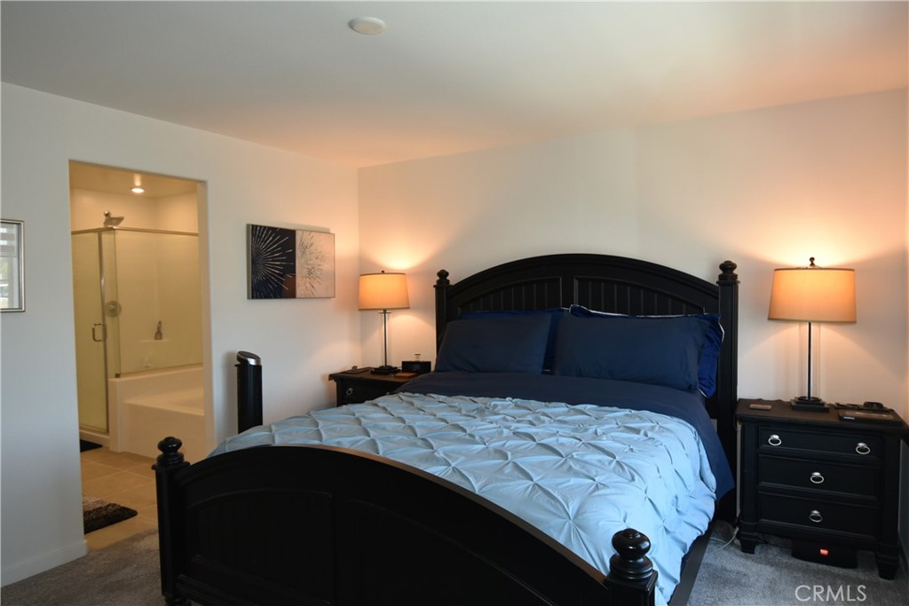 975 W Clover Avenue Property Photo 11