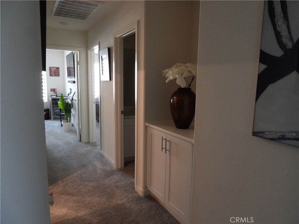 975 W Clover Avenue Property Photo 12