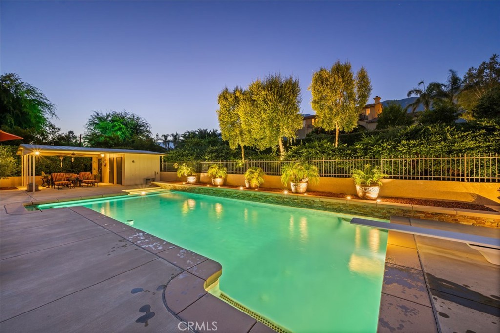 9430 Valley View Street Property Photo 33