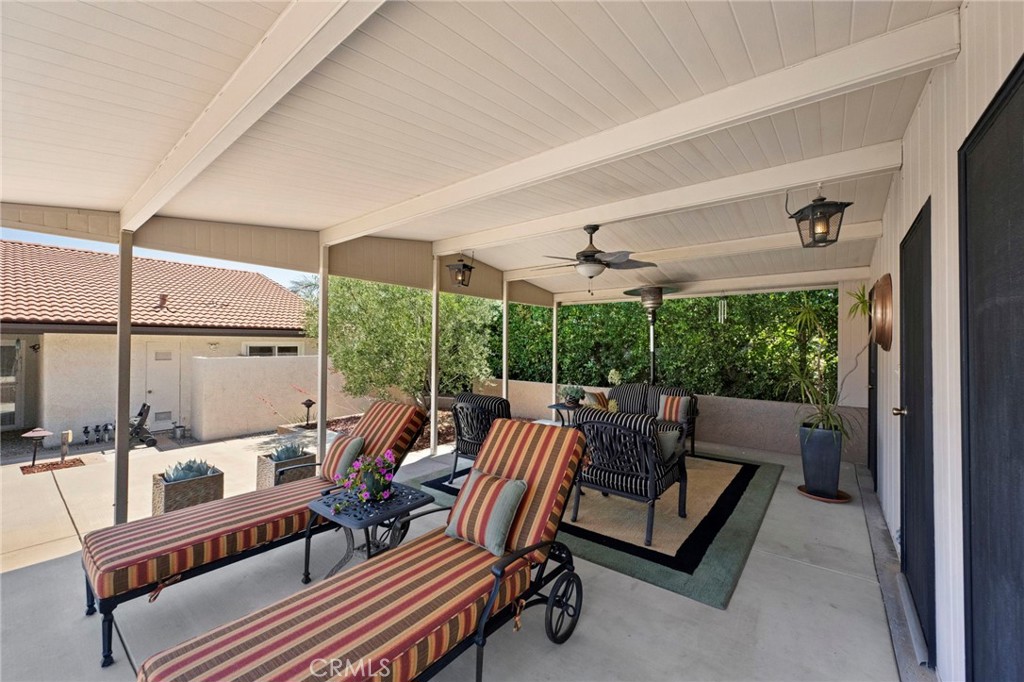 9430 Valley View Street Property Photo 40